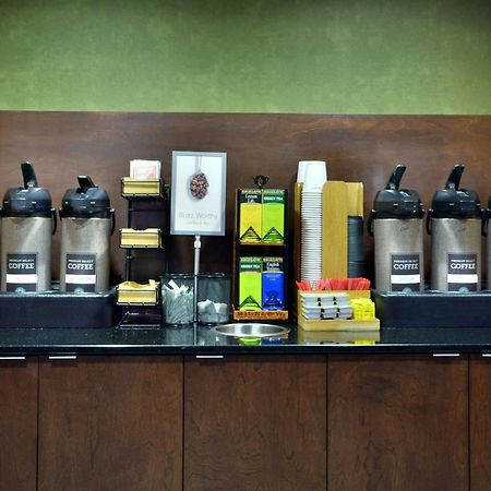 Fairfield Inn & Suites By Marriott Charlottesville North Luaran gambar